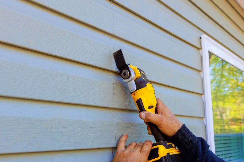 Vinyl Siding Repair - Image 7